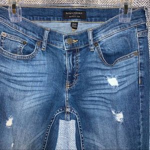 Banana Republic girlfriend fit distresssd jeans
